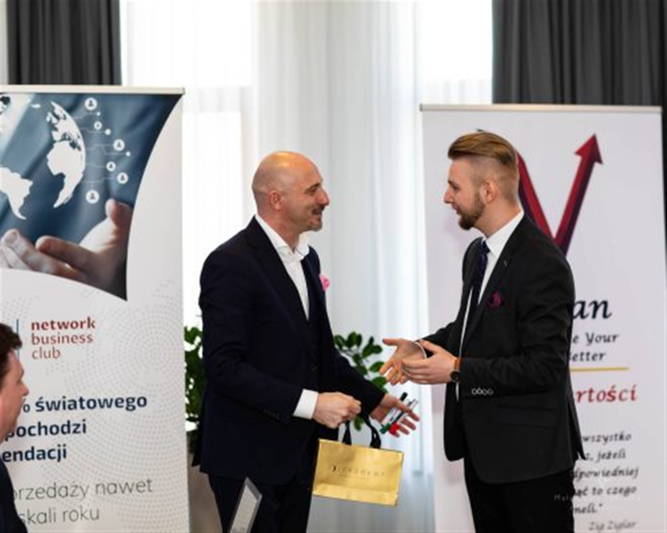 Współpraca z ekspertami